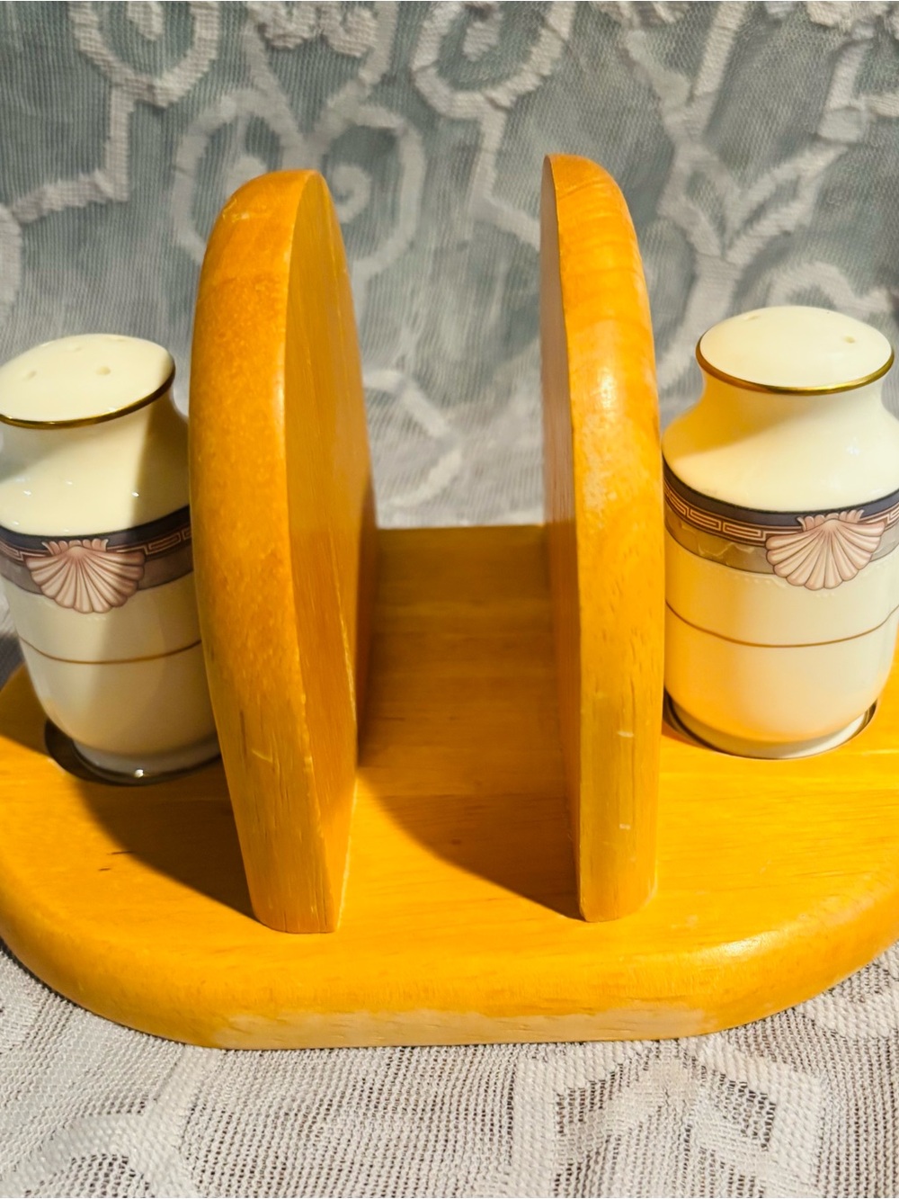 Vintage Oak Wood Napkin Holder with Ceramic Salt & Pepper Shakers